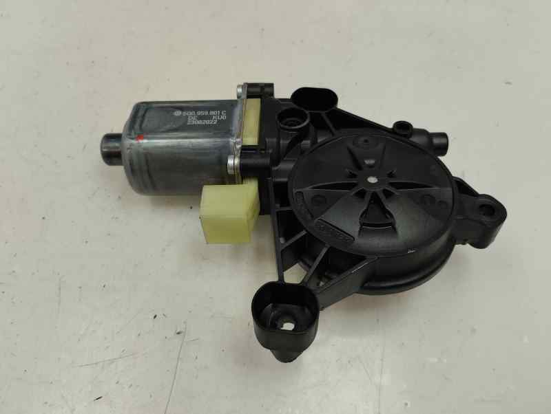 MOTOR ELEVALUNAS DELANTERO IZQUIERDO SEAT ATECA 2.0 TDI MT 4DRIVE 150CV