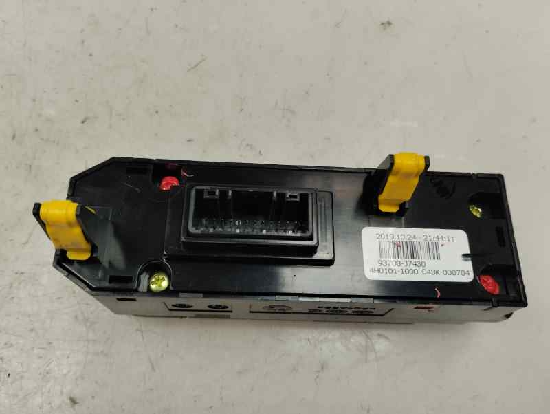 MANDO MULTIFUNCION KIA CEED 1.6 CRDI MT 136CV