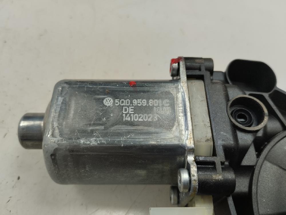 MOTOR ELEVALUNAS DELANTERO IZQUIERDO SEAT LEON 1.5 130CV MT