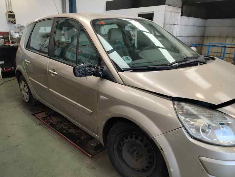 PILOTO TRASERO IZQUIERDO RENAULT SCENIC 2007 1.5 DCI MT 105CV