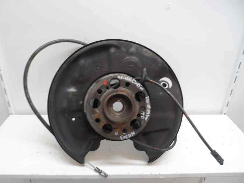 MANGUETA TRASERA DERECHA MERCEDES BENZ CLASE CLK 2001 2.3 CLK 230 MT 197CV