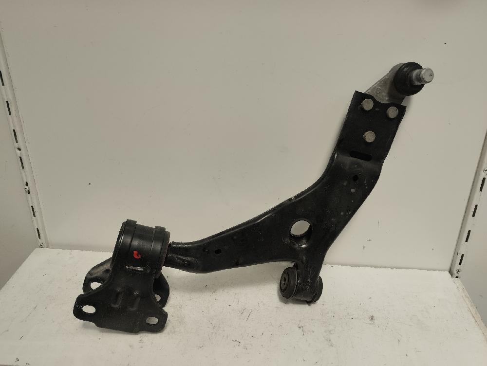 BRAZO SUSPENSION INFERIOR DELANTERO IZQUIERDO FORD KUGA 1.5 120CV | 88KW, GASOLINA, MT, ACCIONAMIENTO DELANTERO