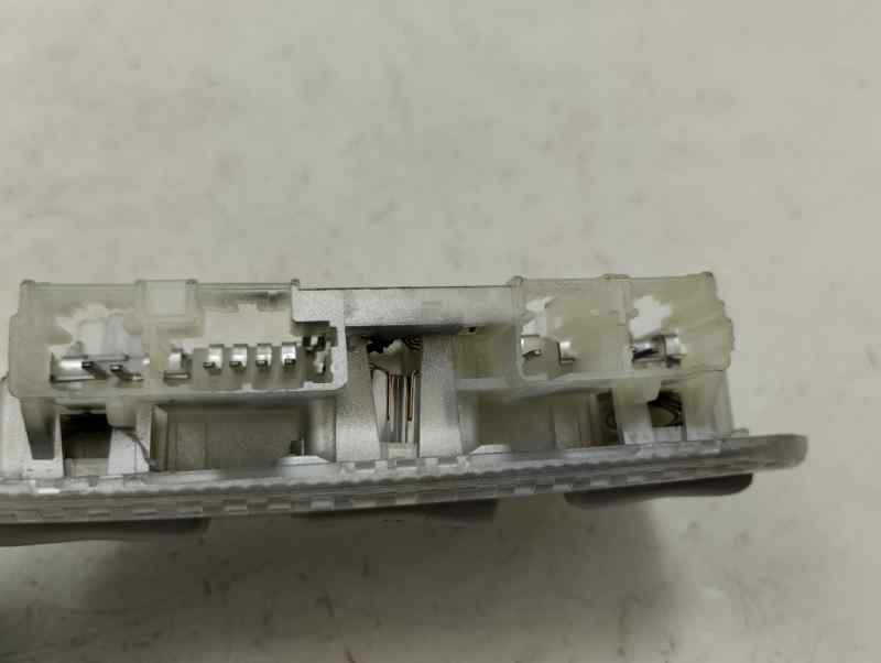 LUZ INTERIOR CITROEN CELYSEE OTROS