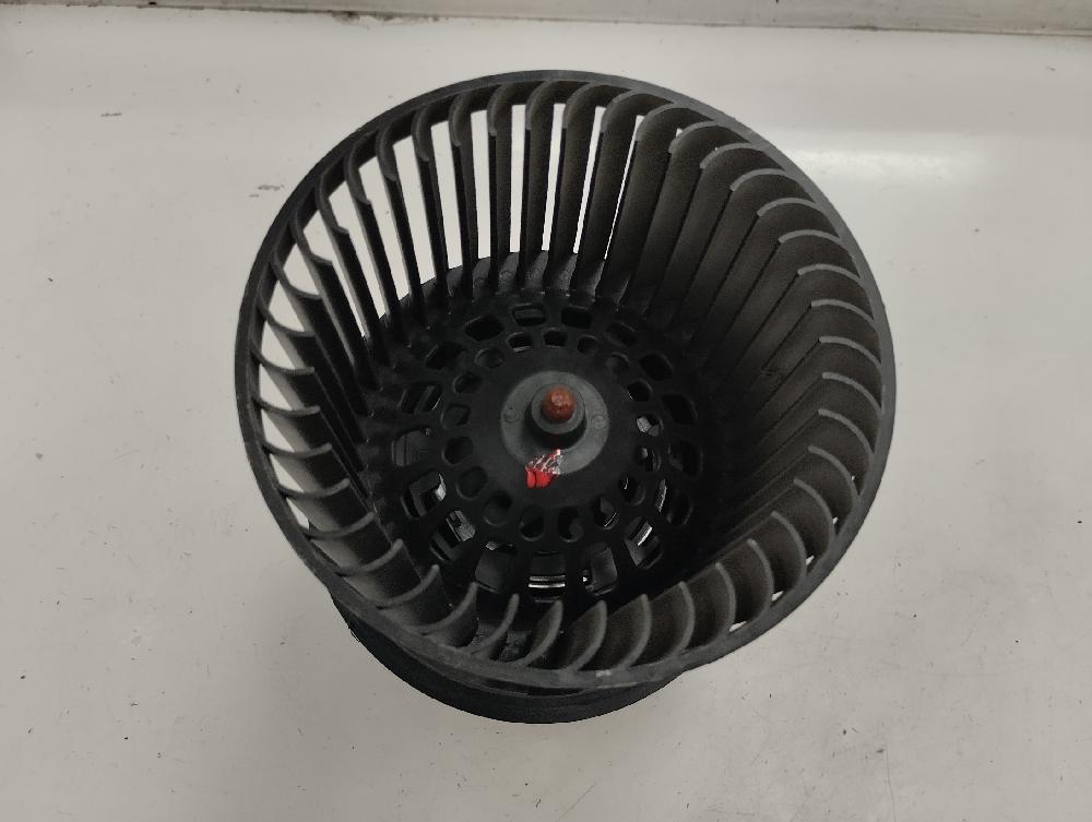 MOTOR CALEFACCION PEUGEOT 208 1.4 HDI MT 68CV
