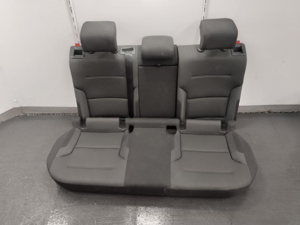 JUEGO ASIENTOS COMPLETO VOLKSWAGEN GOLF 1.4 TSI BLUEMOTION MT 125CV | 92KW