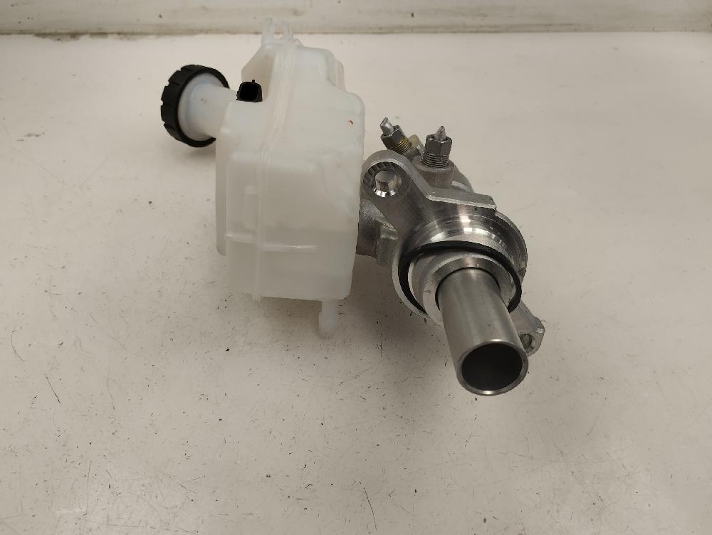 BOMBA FRENO RENAULT CLIO 2023 1.0 MT 101CV