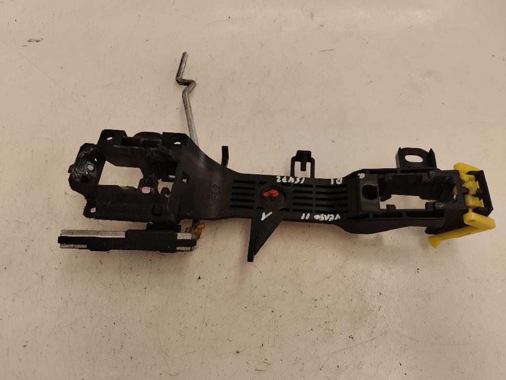 SOPORTE MANETA EXTERIOR DELANTERA IZQUIERDA TOYOTA VERSO 1.6 MT 133CV