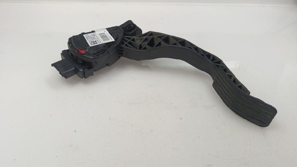 POTENCIOMETRO PEDAL CITROEN C4 CACTUS 1.2 MT 110CV | 81KW