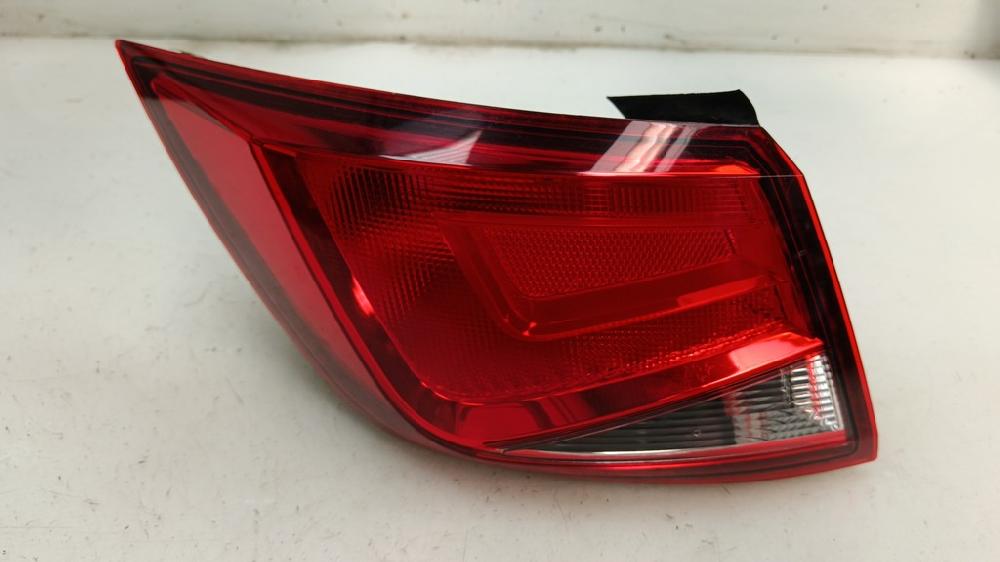 PILOTO TRASERO IZQUIERDO SEAT LEON 1.6 115CV TRANSMISION AUTOMATICA, DIESEL