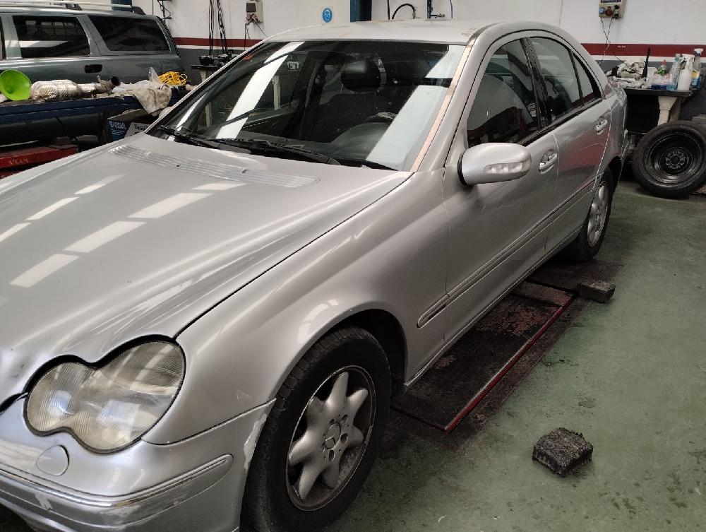 ABS MERCEDES BENZ CLASE C 2001 2.2 MT 143CV | 105KW