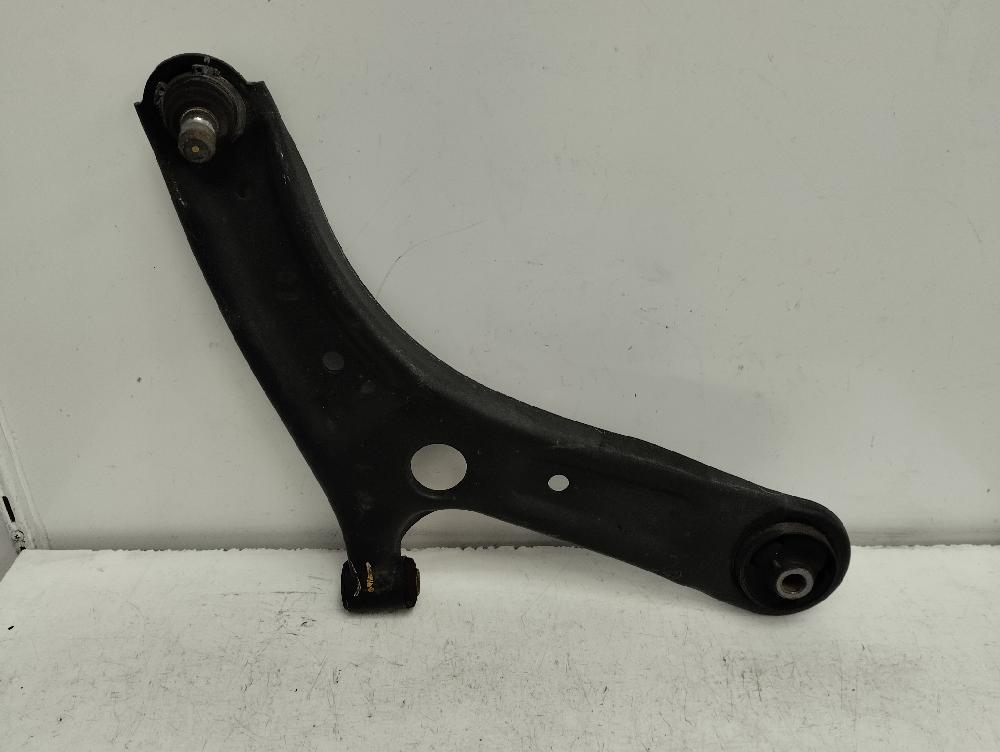 BRAZO SUSPENSION INFERIOR DELANTERO DERECHO HYUNDAI I10 2017 1.3 MT 87CV | 64KW