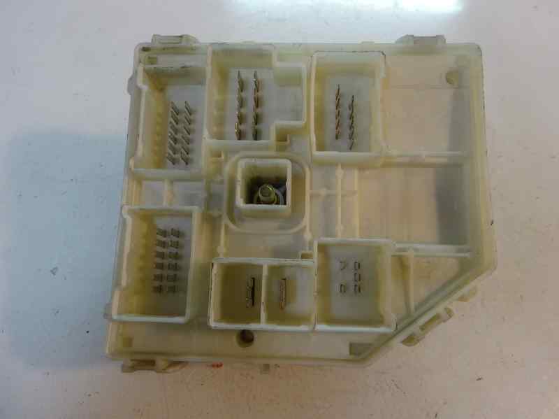 CAJA RELES FUSIBLES TOYOTA RAV4 2.0 MT 4WD 116CV | 85KW