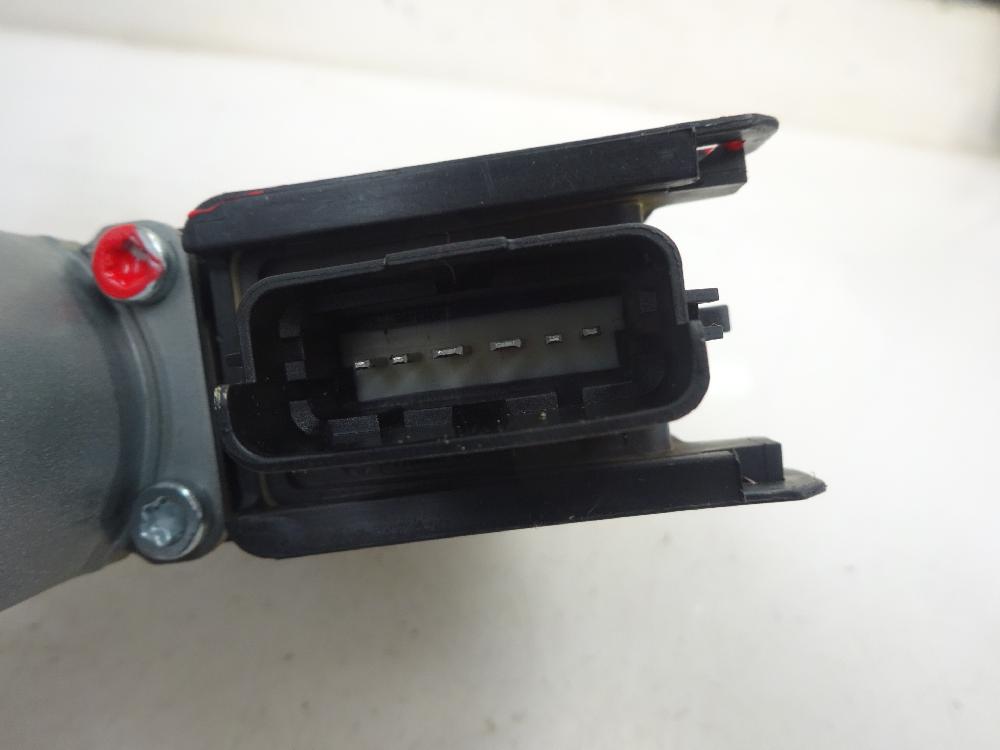 MOTOR ELEVALUNAS DELANTERO IZQUIERDO KIA CARENS 2.0 CRDI MT 140CV