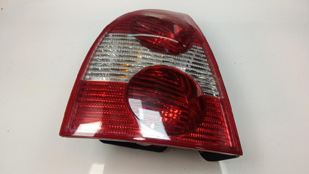 PILOTO TRASERO IZQUIERDO VOLKSWAGEN PASSAT 1.9 TDI 6MT 130CV
