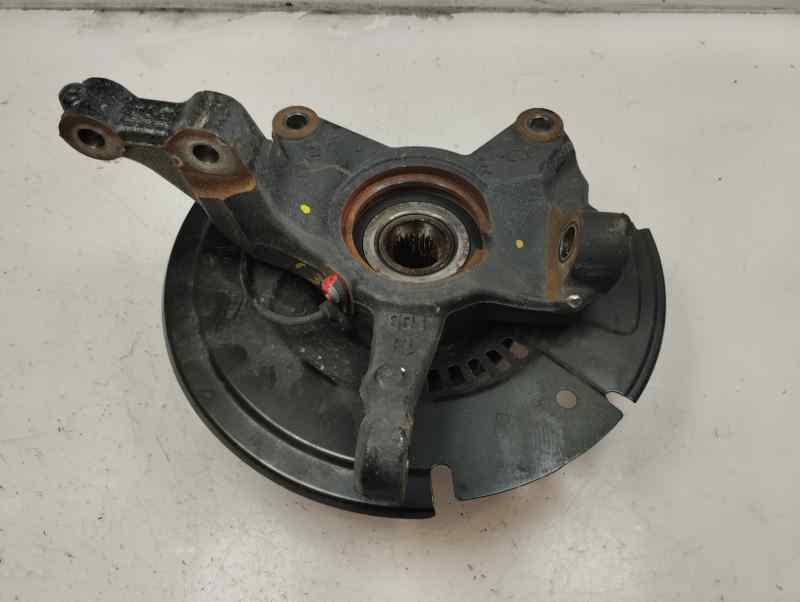 MANGUETA DELANTERA IZQUIERDA RENAULT CLIO 1.5 MT 101CV