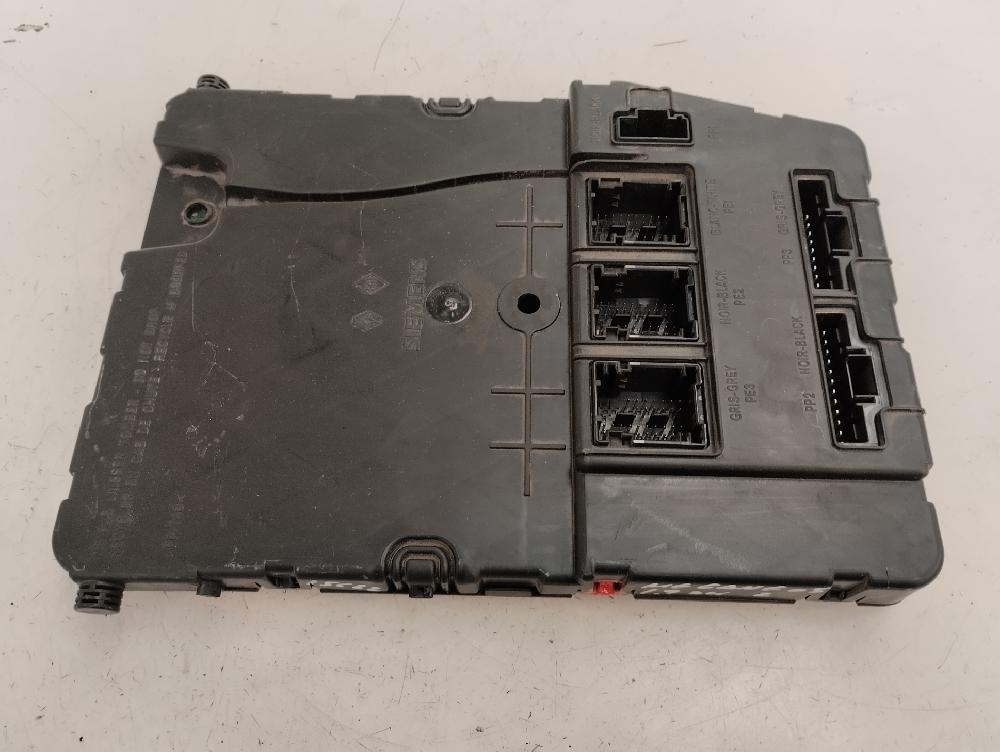CAJA RELES FUSIBLES RENAULT MEGANE 2005 1.9 DCI MT 120CV | 88KW