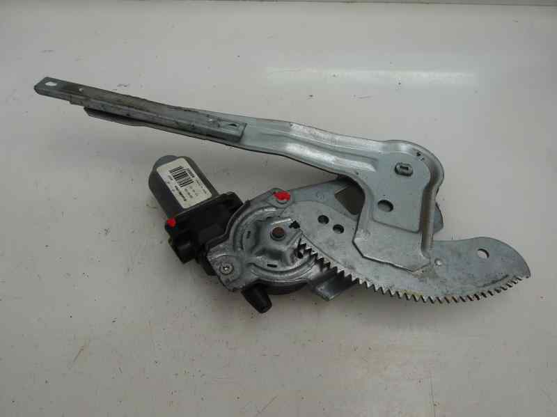 ELEVALUNAS TRASERO DERECHO NISSAN ALMERA 1.5 MT 98CV | 72KW