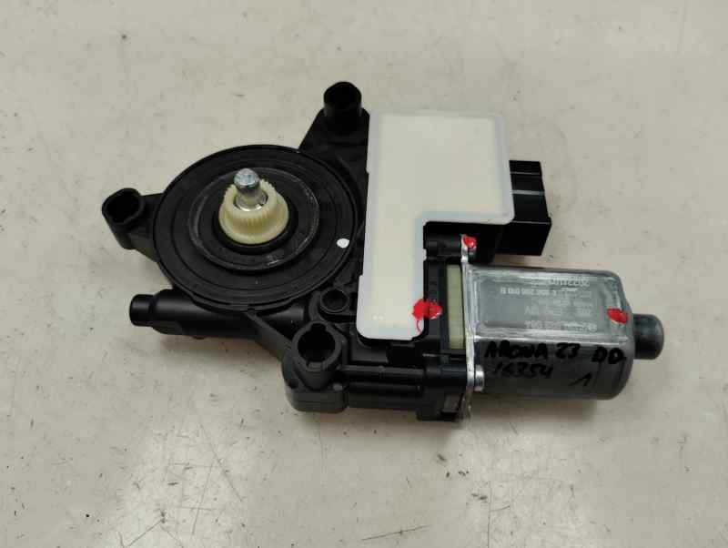 MOTOR ELEVALUNAS DELANTERO DERECHO SEAT ARONA 1.0 AMT 110CV | 81KW