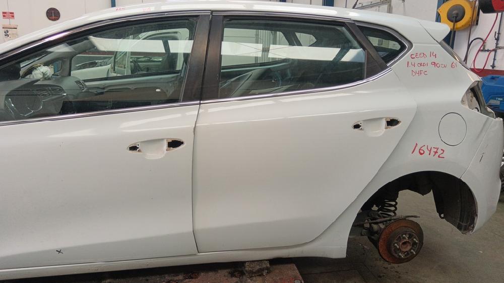 PUERTA TRASERA IZQUIERDA KIA CEED 1.4 MT 90CV | 66KW