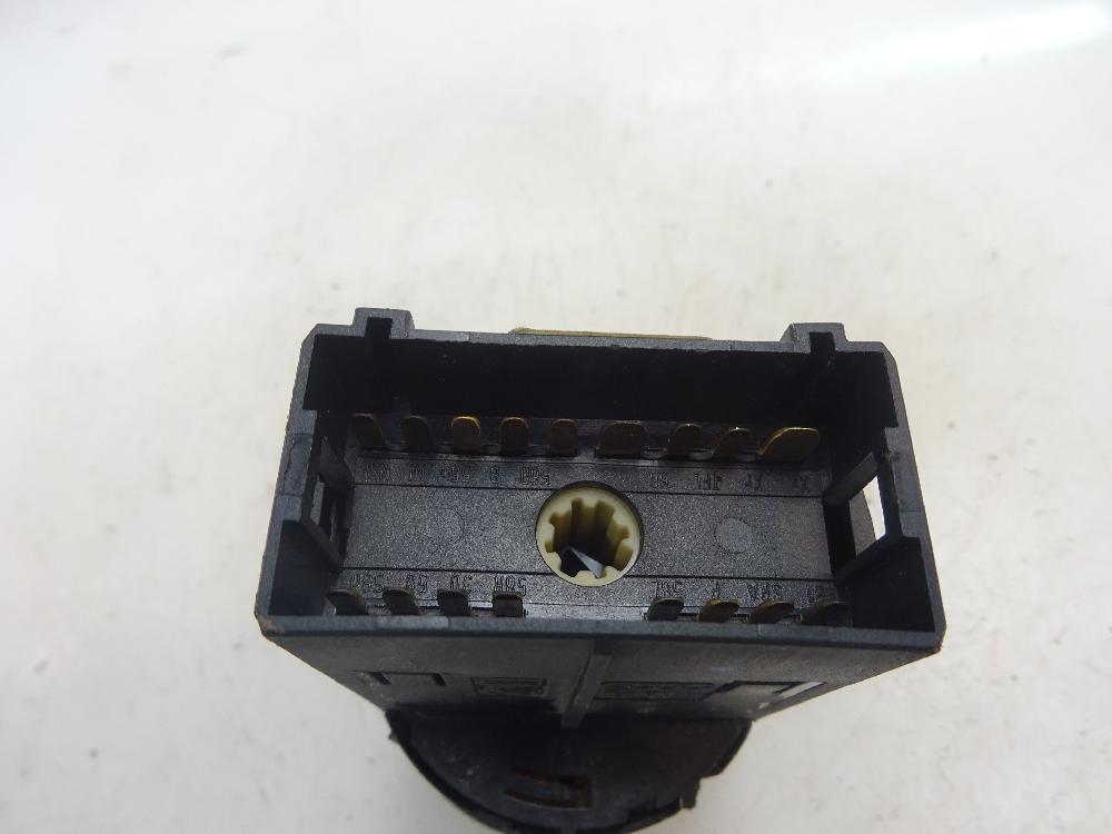 MANDO LUCES VOLKSWAGEN POLO 1.9 SDI MT 64CV | 47KW