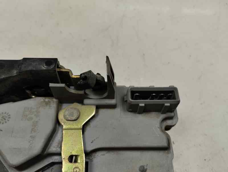 CERRADURA PUERTA TRASERA IZQUIERDA PEUGEOT 206 1.4 MT 75CV