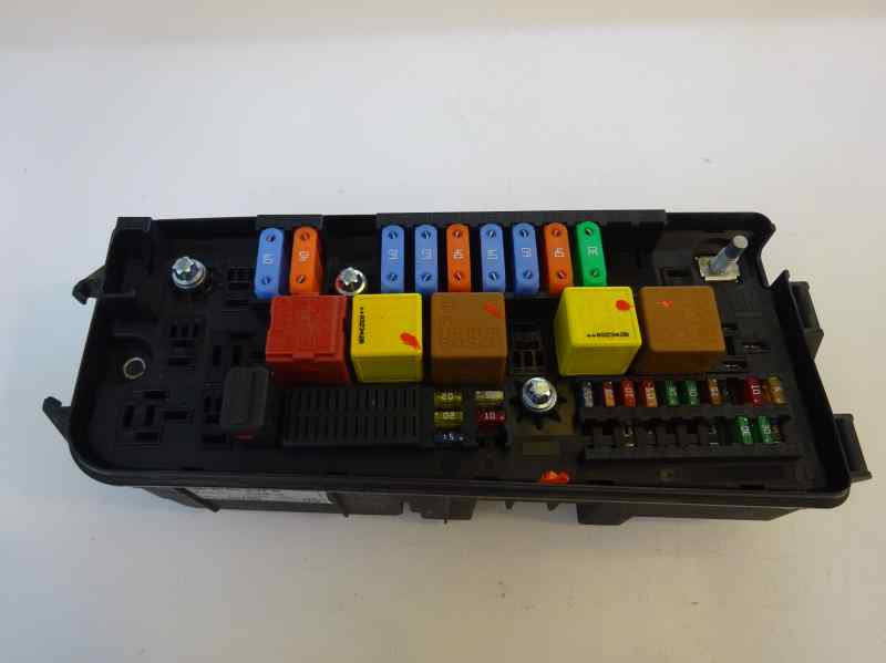 CAJA RELES FUSIBLES OPEL VECTRA 2.2 DTI MT 125CV | 92KW