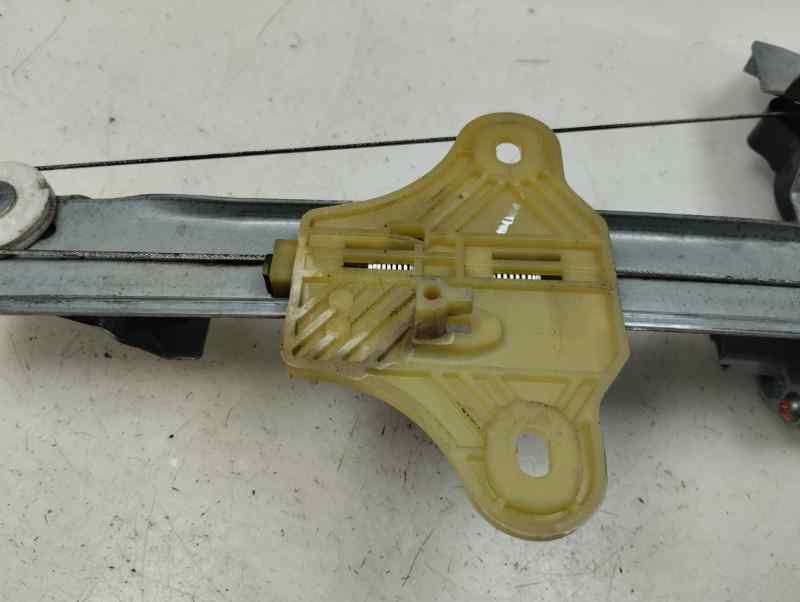 ELEVALUNAS DELANTERO IZQUIERDO RENAULT CLIO 0.9 TSE MT 90CV