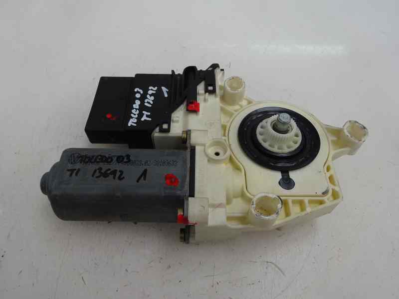 MOTOR ELEVALUNAS TRASERO IZQUIERDO SEAT TOLEDO 1.9 TD MT 110CV