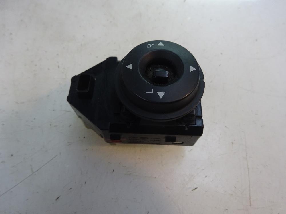 MANDO RETROVISOR KIA CEED 1.4 MT 90CV | 66KW