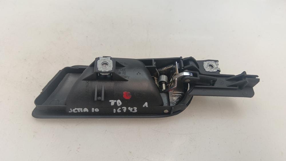 MANETA INTERIOR TRASERA DERECHA VOLKSWAGEN JETTA 1.6 TDI MT 105CV