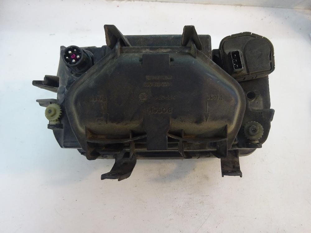 FARO DERECHO AUDI A4 1.9 TDI AT 110CV