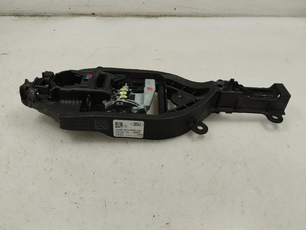 SOPORTE MANETA EXTERIOR DELANTERA IZQUIERDA FORD KUGA 1.5 150CV | 110KW, GASOLINA, MT, ACCIONAMIENTO DELANTERO