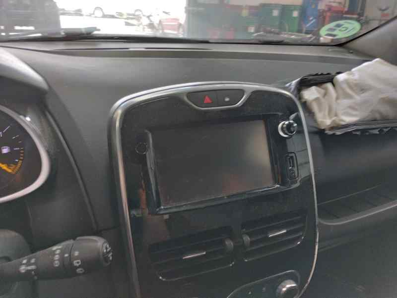 ANCLAJE CINTURON DELANTERO DERECHO RENAULT CLIO 2015 0.9 TSE MT 90CV