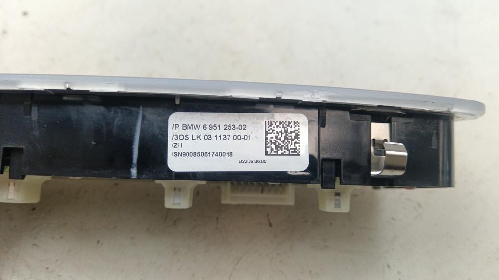 LUZ INTERIOR TRASERA BMW SERIE 1 2006 2.0 MT 122CV | 90KW