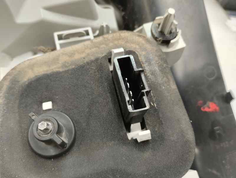 PILOTO TRASERO DERECHO PEUGEOT 2008 1.6 E-HDI FAP MT 92CV