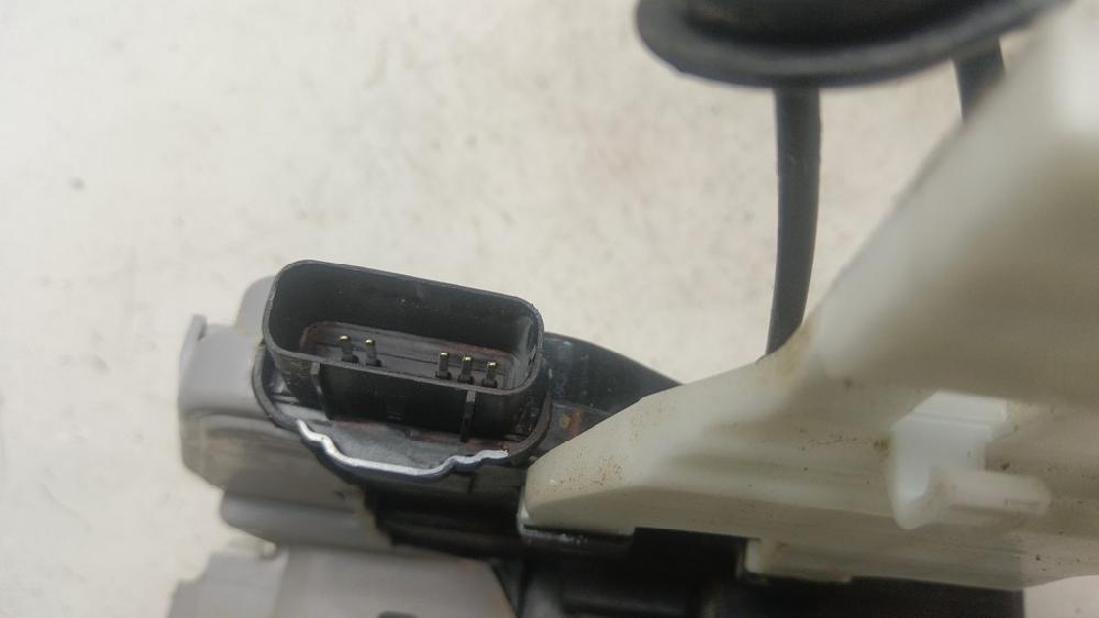 CERRADURA PUERTA DELANTERA DERECHA HYUNDAI IONIQ 1.6 HYBRID AMT 105CV