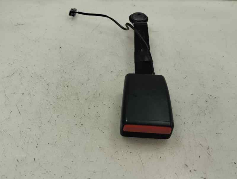 ANCLAJE CINTURON DELANTERO IZQUIERDO RENAULT CLIO 2018 0.9 TSE MT 90CV