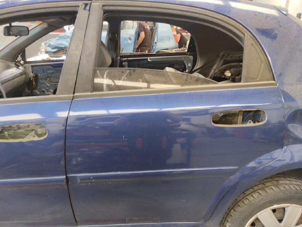 PUERTA TRASERA IZQUIERDA CHEVROLET LACETTI 1.6 MT 109CV | 80KW