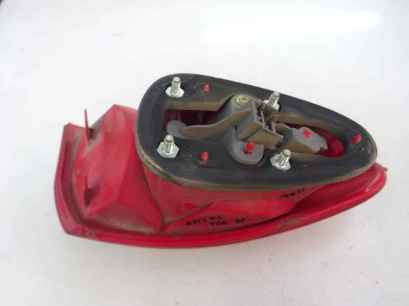 PILOTO TRASERO DERECHO ALFA ROMEO 147 1.9 MT 101CV | 74KW