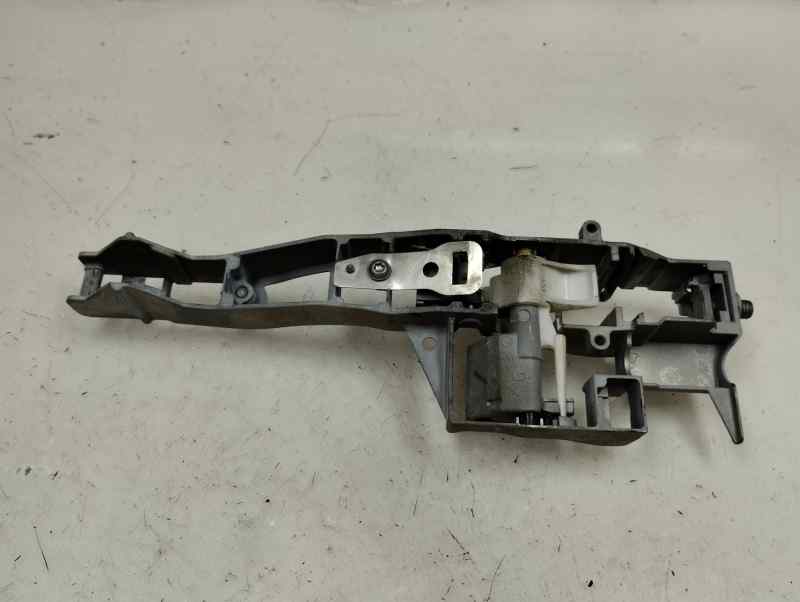 SOPORTE MANETA EXTERIOR DELANTERA IZQUIERDA DS 3 1.2 MT 110CV | 81KW