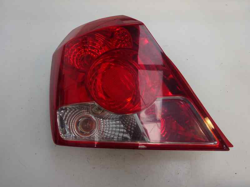 PILOTO TRASERO IZQUIERDO DAEWOO KALOS 1.2 MT 72CV
