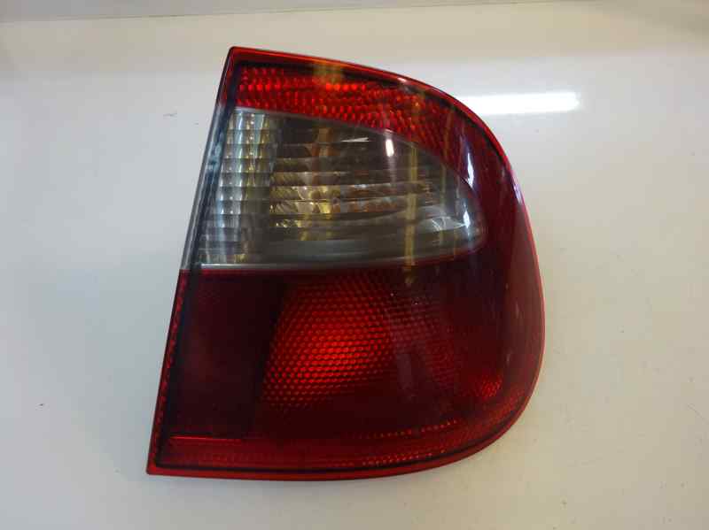 PILOTO TRASERO DERECHO SEAT CORDOBA 1.9 MT 90CV | 66KW