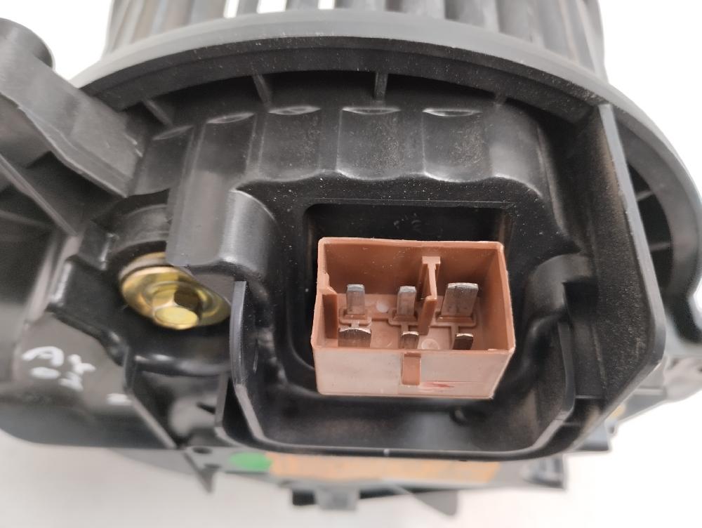 MOTOR CALEFACCION AUDI A4 1.9 TDI 6MT 130CV