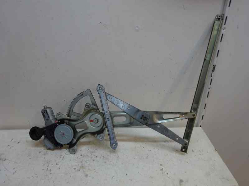 ELEVALUNAS TRASERO DERECHO TOYOTA PRIUS 1.8CVT 99CV