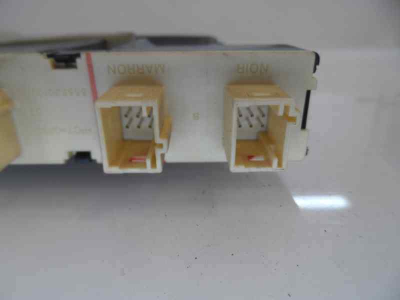 MOTOR ELEVALUNAS DELANTERO DERECHO CITROEN C5 2.0 HDI MT 136CV