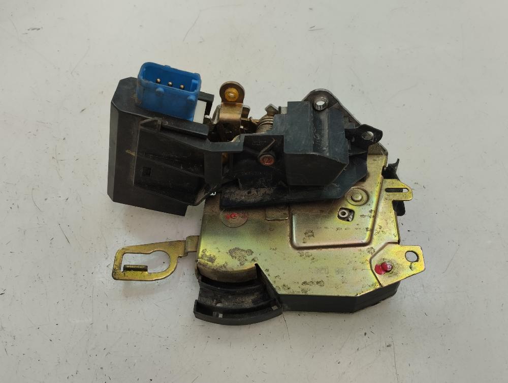 CERRADURA PUERTA DELANTERA DERECHA BMW SERIE 3 1.7 318TDS MT 90CV