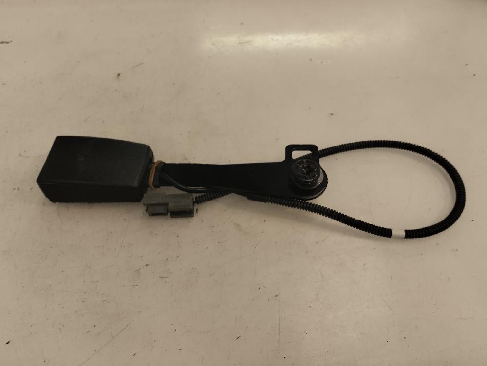 ANCLAJE CINTURON DELANTERO DERECHO KIA CEED 1.6 MT 113CV | 83KW