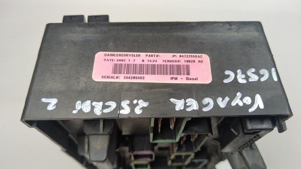 CAJA RELES FUSIBLES CHRYSLER VOYAGER 2.5 D MT 143CV