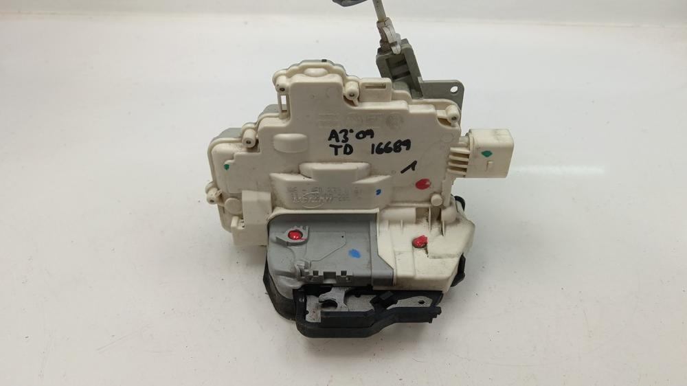 CERRADURA PUERTA TRASERA DERECHA AUDI A3 2009 2.0 TDI DPF MT 140CV