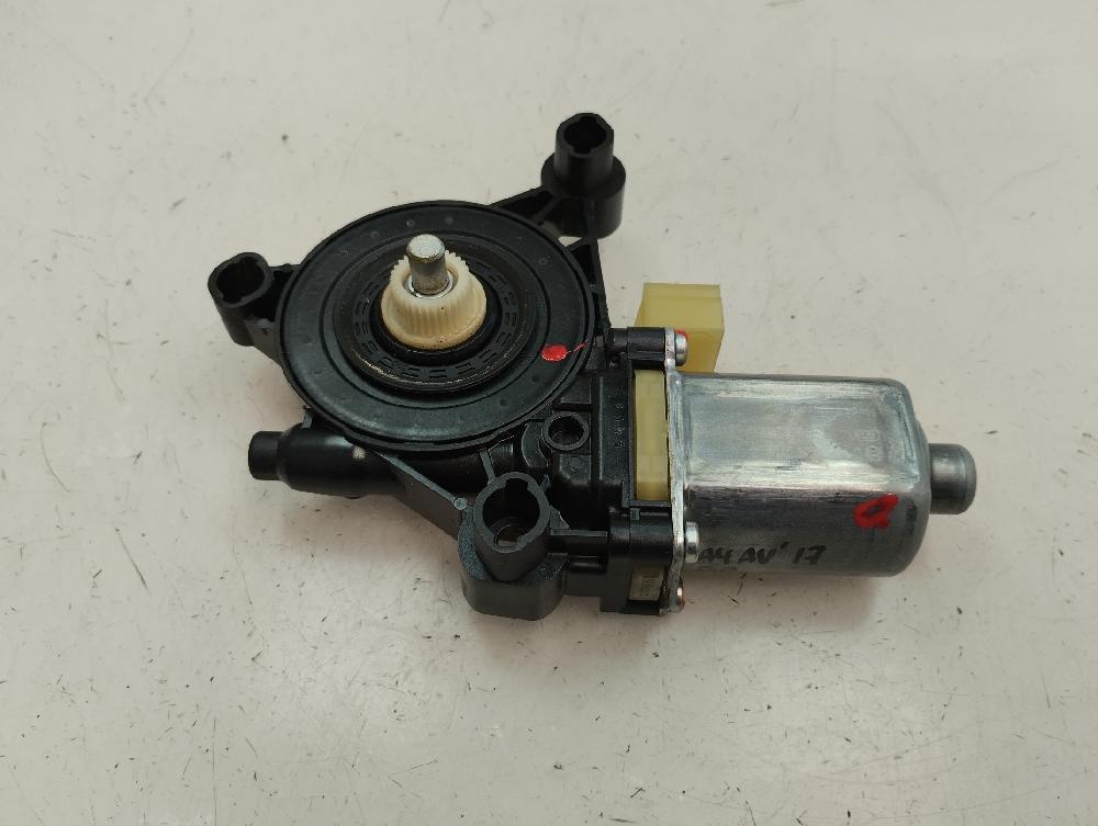 MOTOR ELEVALUNAS DELANTERO DERECHO AUDI A4 2017 2.0 AMT 150CV | 110KW